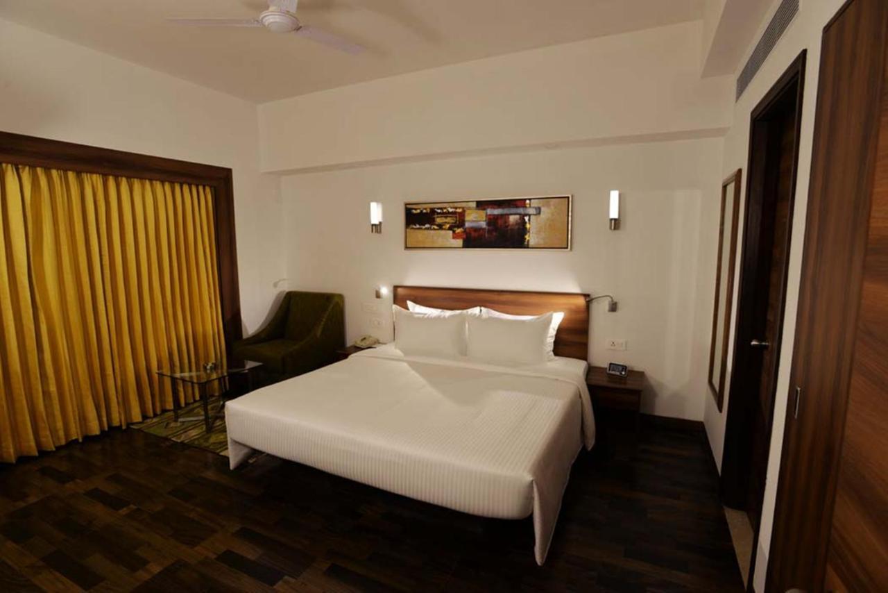 Lemon Tree Hotel Coimbatore Esterno foto